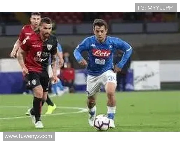 杭州足球队边路渗透战术解析与实战应用深度剖析